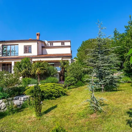 5 Bedroom Cozy In * Jadranovo